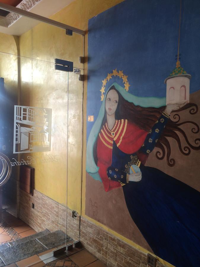 Hotel Catedral 키토 외부 사진